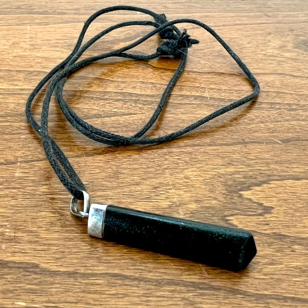 Black stone pendant for necklace
